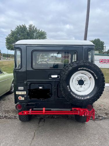 Unknown-Land-cruiser-1969-Gray-Black-3
