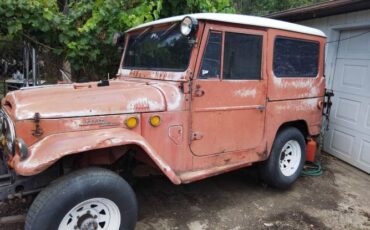 Unknown-Land-cruiser-1969-Red