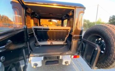 Unknown-Land-cruiser-1970-3