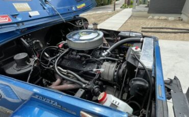 Unknown-Land-cruiser-1971-Blue-Black-14