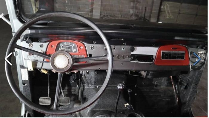 Unknown-Land-cruiser-1972-Gray-7