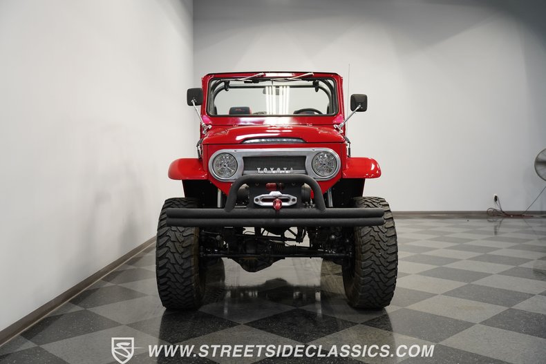 Unknown-Land-cruiser-1972-Red-Black-20