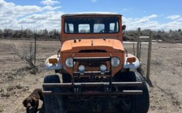 Unknown-Land-cruiser-1973-2