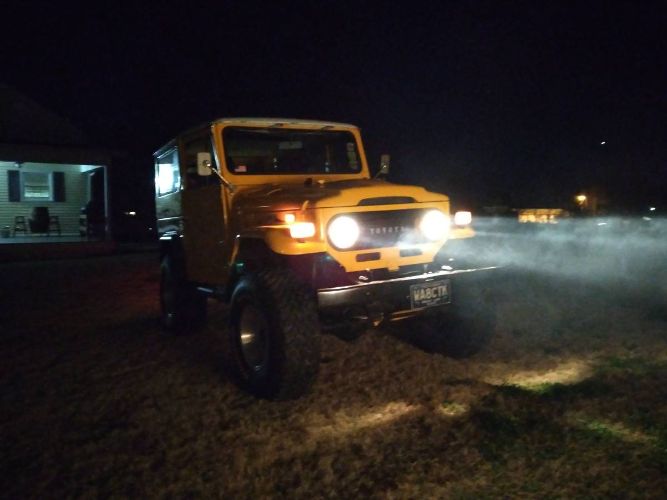 Unknown-Land-cruiser-1973-Yellow-Black-5