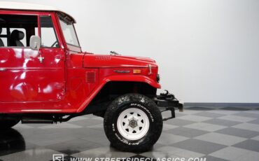 Unknown-Land-cruiser-1974-Red-Black-12