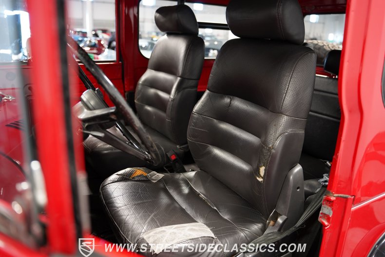 Unknown-Land-cruiser-1974-Red-Black-15