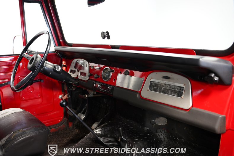 Unknown-Land-cruiser-1974-Red-Black-18