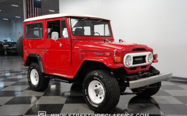 Unknown-Land-cruiser-1974-Red-Black-21