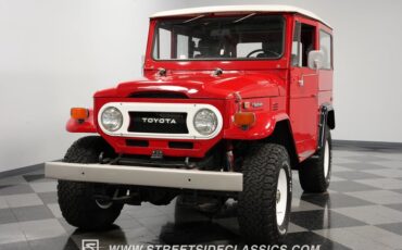 Unknown-Land-cruiser-1974-Red-Black-23
