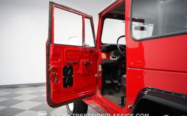 Unknown-Land-cruiser-1974-Red-Black-39