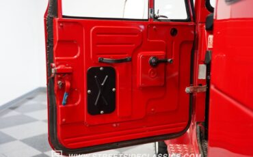 Unknown-Land-cruiser-1974-Red-Black-40