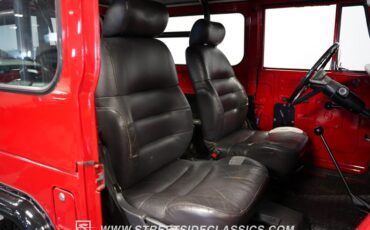 Unknown-Land-cruiser-1974-Red-Black-46