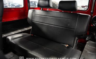 Unknown-Land-cruiser-1974-Red-Black-47