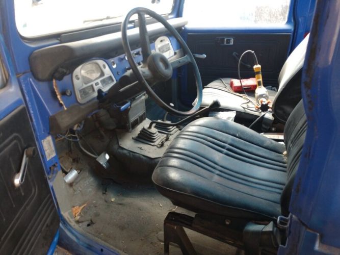 Unknown-Land-cruiser-1975-Blue-Blue-1
