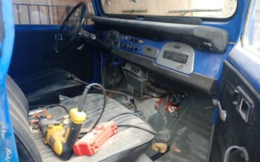 Unknown-Land-cruiser-1975-Blue-Blue-2