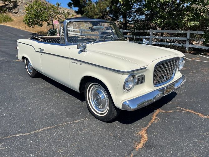 Unknown-Lark-1960-White-11