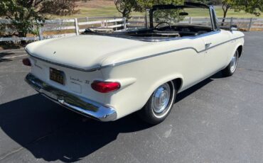 Unknown-Lark-1960-White-13