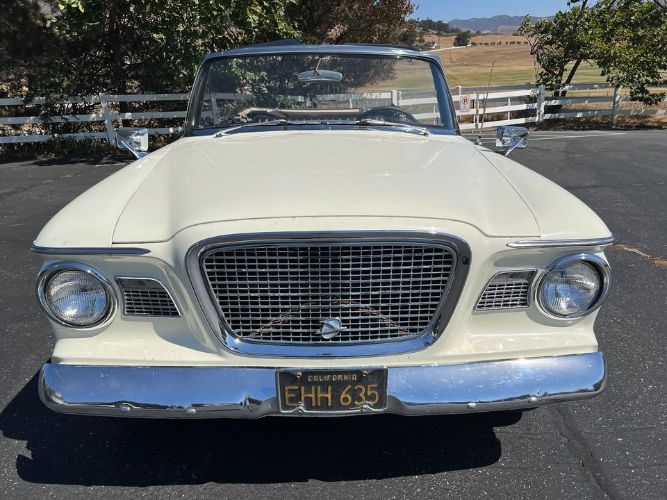 Unknown-Lark-1960-White-14
