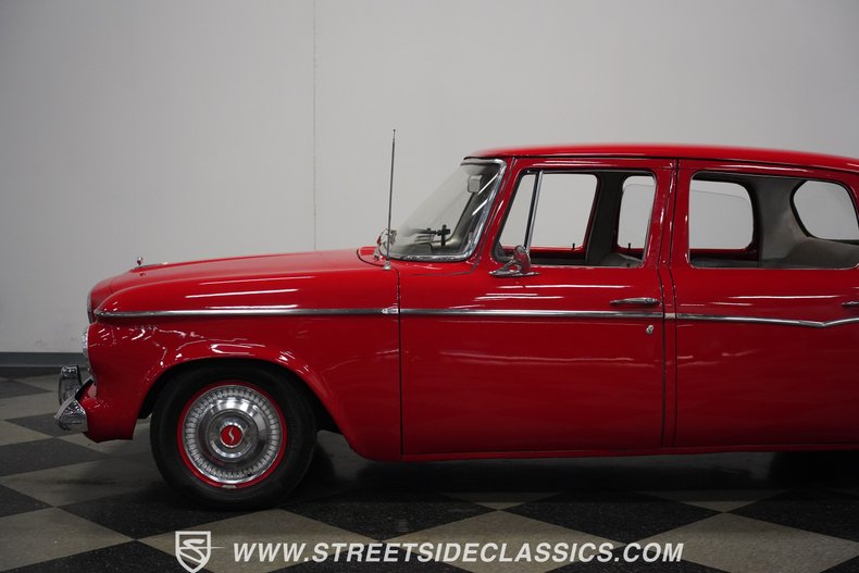 Unknown-Lark-1962-Red-Gray-32