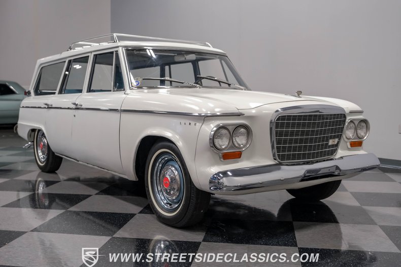 Unknown-Lark-1963-White-Blue-21