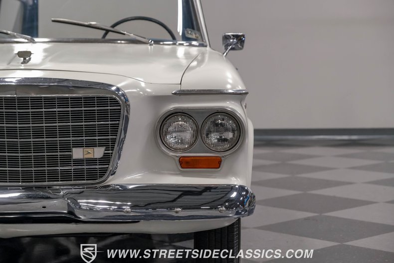 Unknown-Lark-1963-White-Blue-26