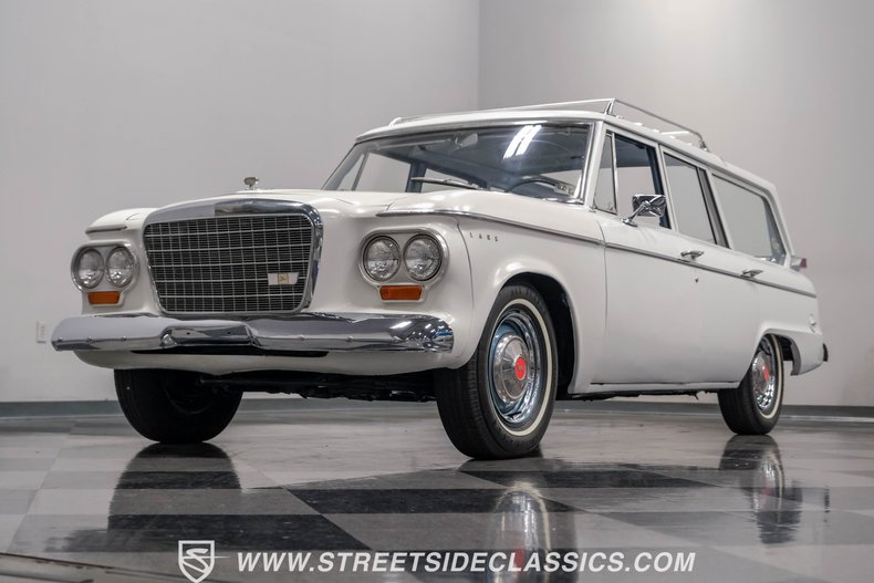 Unknown-Lark-1963-White-Blue-27