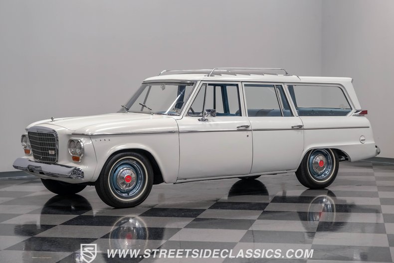 Unknown-Lark-1963-White-Blue-3
