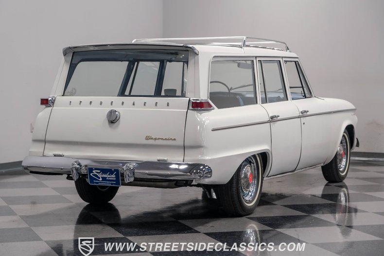 Unknown-Lark-1963-White-Blue-30