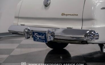 Unknown-Lark-1963-White-Blue-32