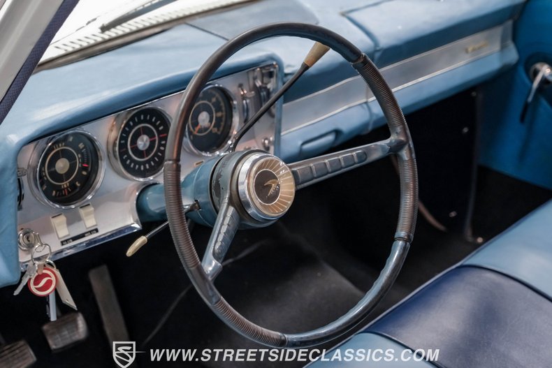 Unknown-Lark-1963-White-Blue-42