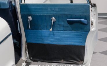 Unknown-Lark-1963-White-Blue-7