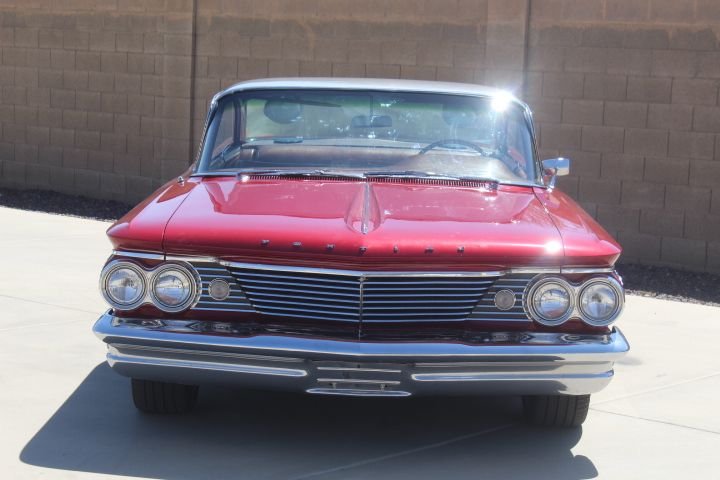 Unknown-Laurentian-1960-maroon-maroon-7
