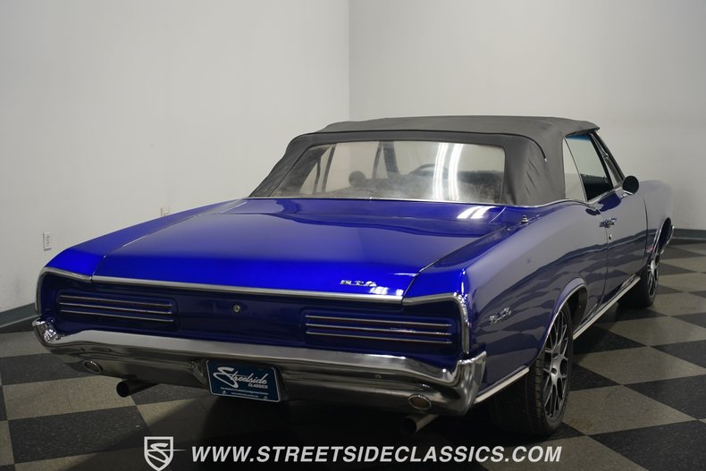 Unknown-Lemans-1966-Blurple-Black-42