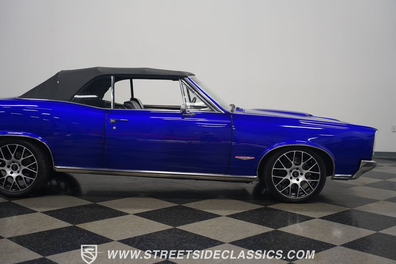 Unknown-Lemans-1966-Blurple-Black-47