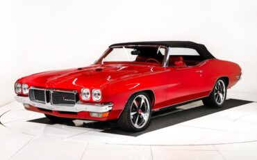 Unknown-Lemans-1970-Cardinal-Red-Red-25