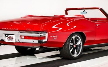Unknown-Lemans-1970-Cardinal-Red-Red-33
