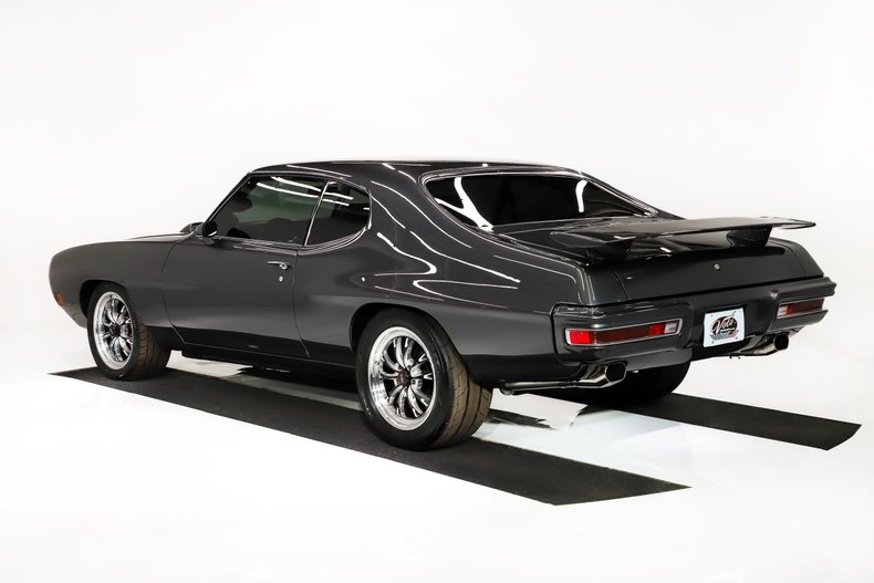 Unknown-Lemans-1971-Shadow-Gray-Black-15