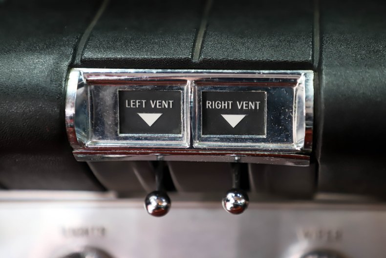 Unknown-Lesabre-1960-Sable-Black-Red-White-And-Blac-30