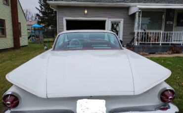 Unknown-Lesabre-1960-White-1