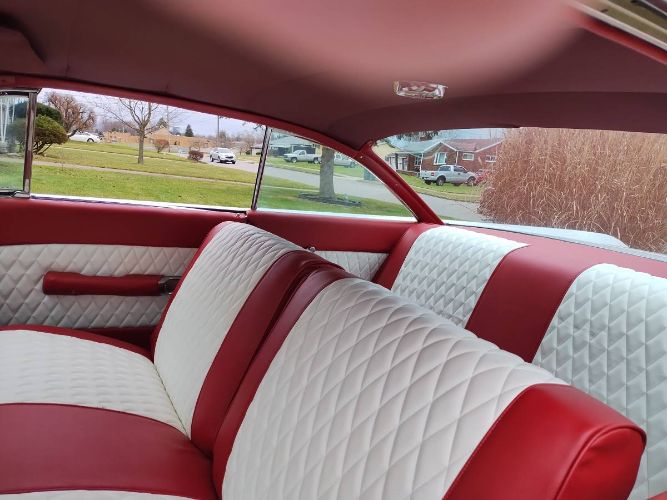 Unknown-Lesabre-1960-White-19