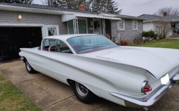 Unknown-Lesabre-1960-White
