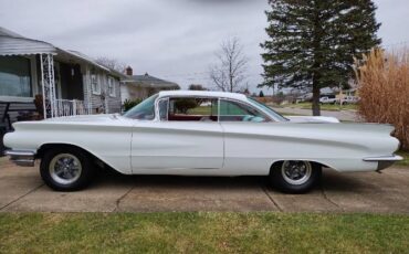 Unknown-Lesabre-1960-White-6