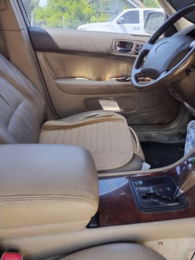 Unknown-Lexus-ls-400-1995-grey-5