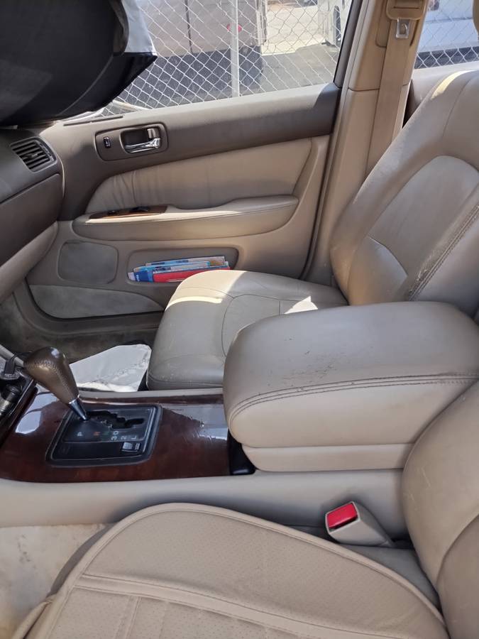 Unknown-Lexus-ls-400-1995-grey-6