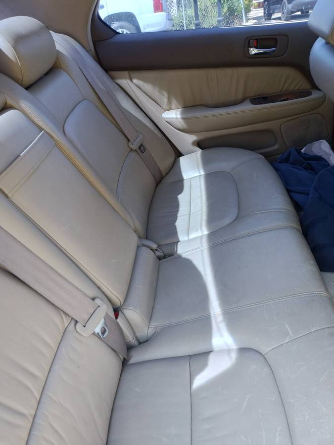 Unknown-Lexus-ls-400-1995-grey-8