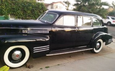Unknown-Limousine-1941-Black-1