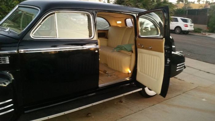 Unknown-Limousine-1941-Black-3