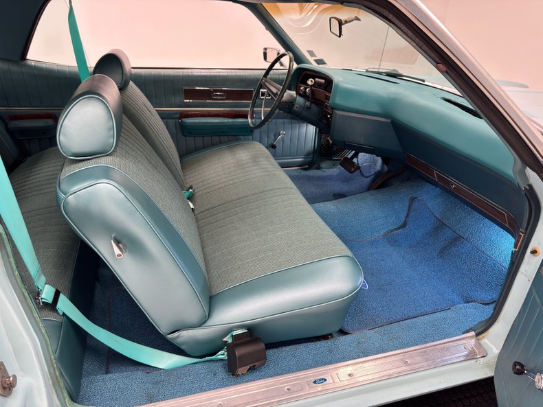 Unknown-Ltd-1969-Light-Aqua-Aqua-37