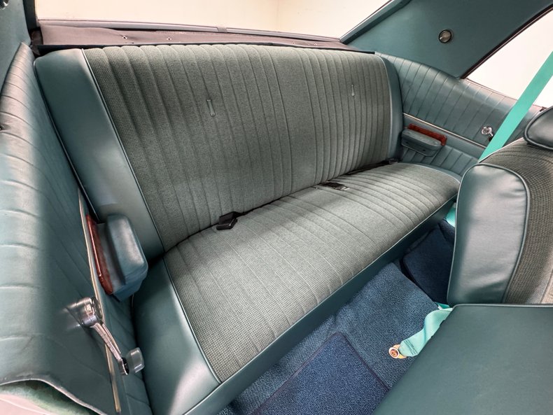 Unknown-Ltd-1969-Light-Aqua-Aqua-38