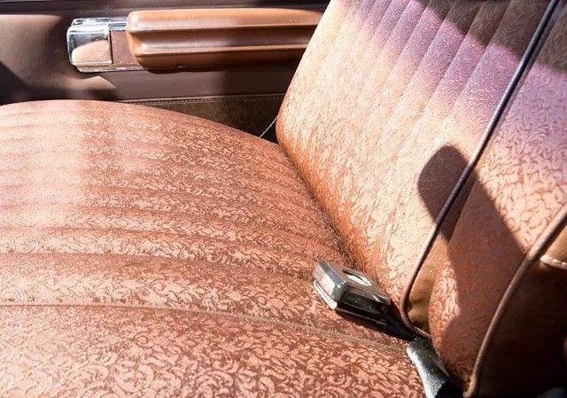 Unknown-Ltd-1972-Brown-Brown-15